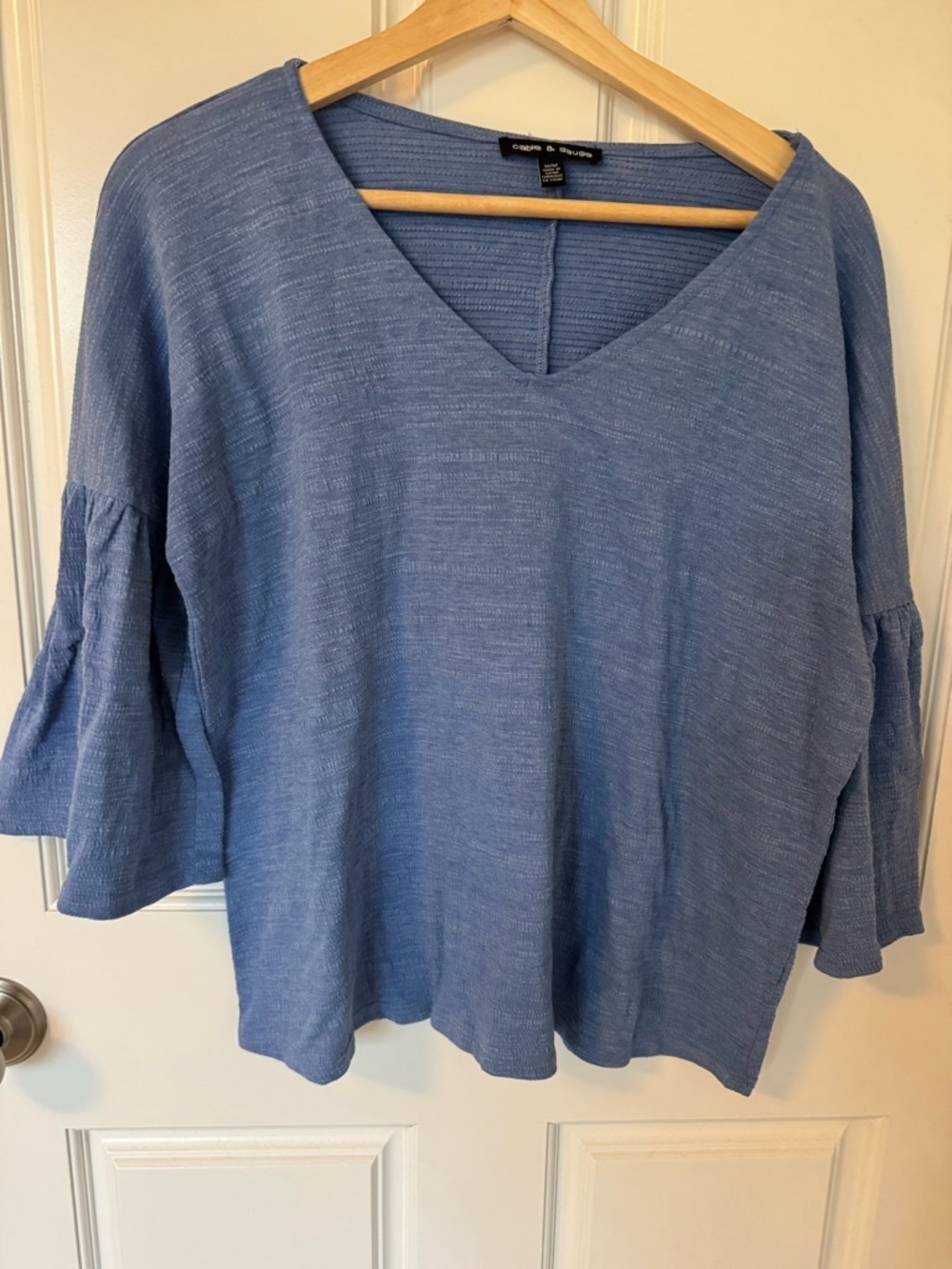 Cable & Gauge Soft Blue V-Neck Ruffled Sleeve Tunic